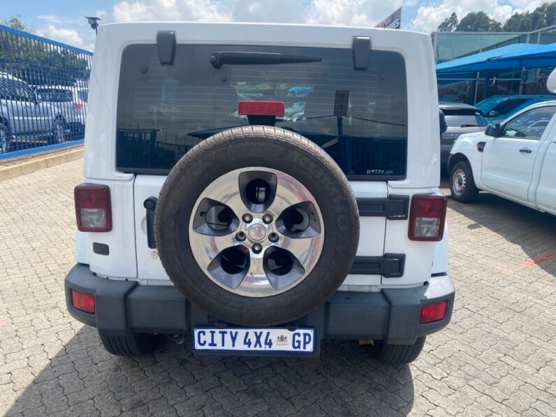 
								2013 JEEP WRANGLER 3.6 SAHARA full									