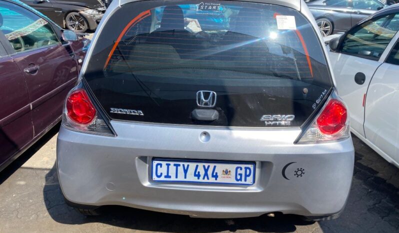 
								2015 HONDA BRIO 1.2 COMFORT full									