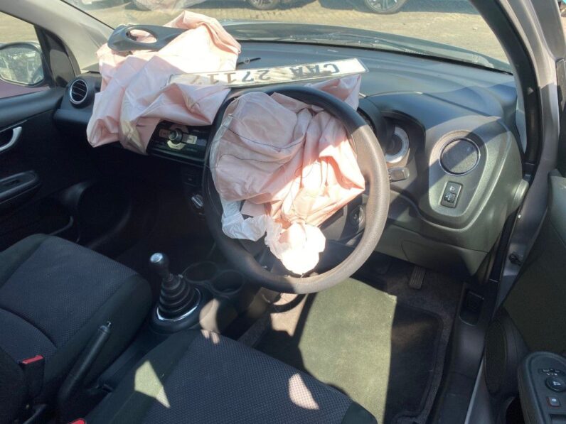 
								2015 HONDA BRIO 1.2 COMFORT full									