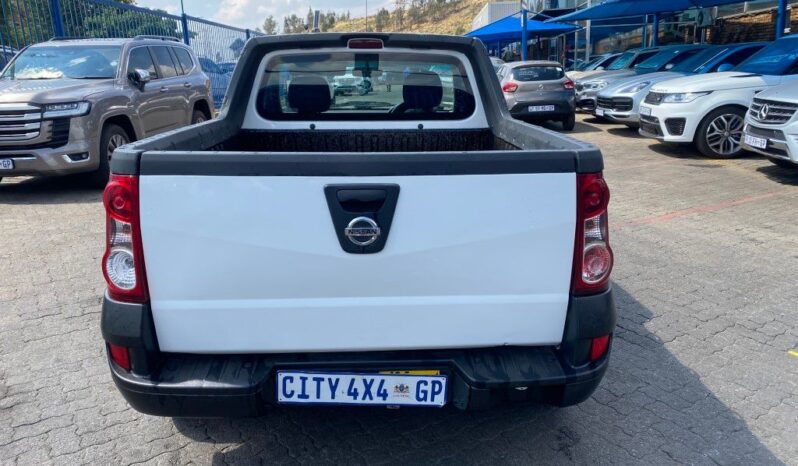 
								2019 NISSAN NP200 full									