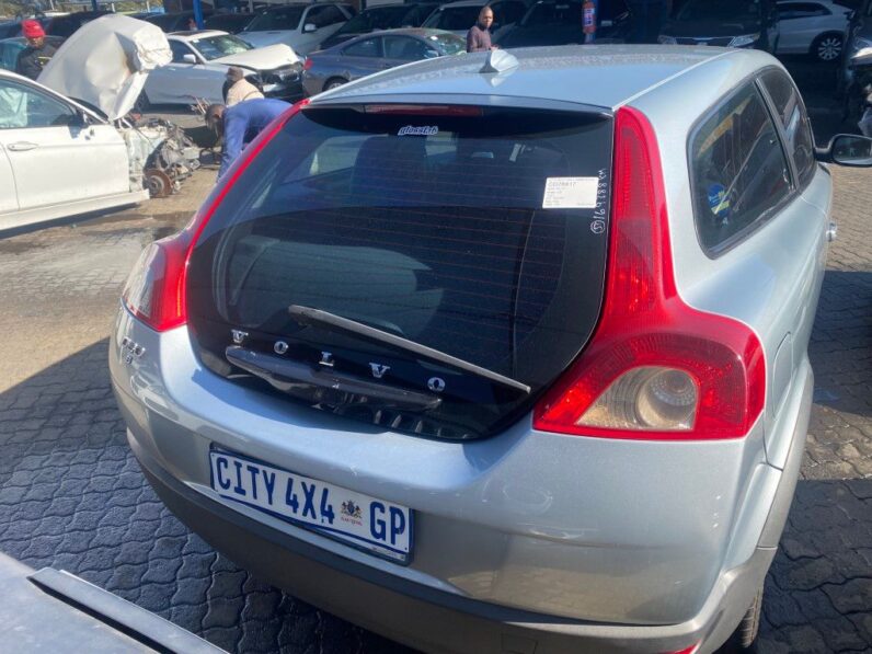 
								2009 VOLVO C30 full									