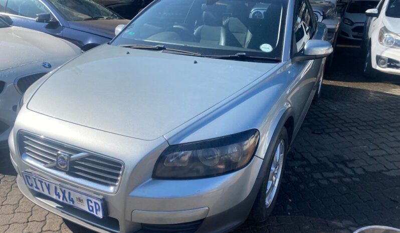 
								2009 VOLVO C30 full									