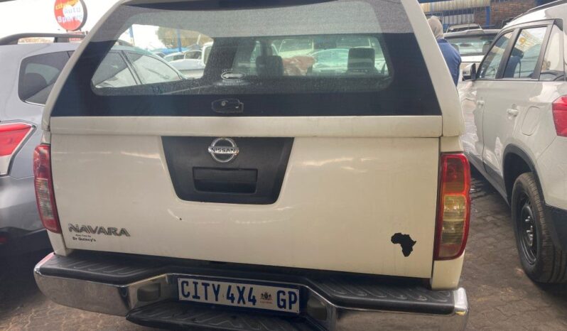 
								2011 NISSAN NAVARA 2.5 dCi XE full									