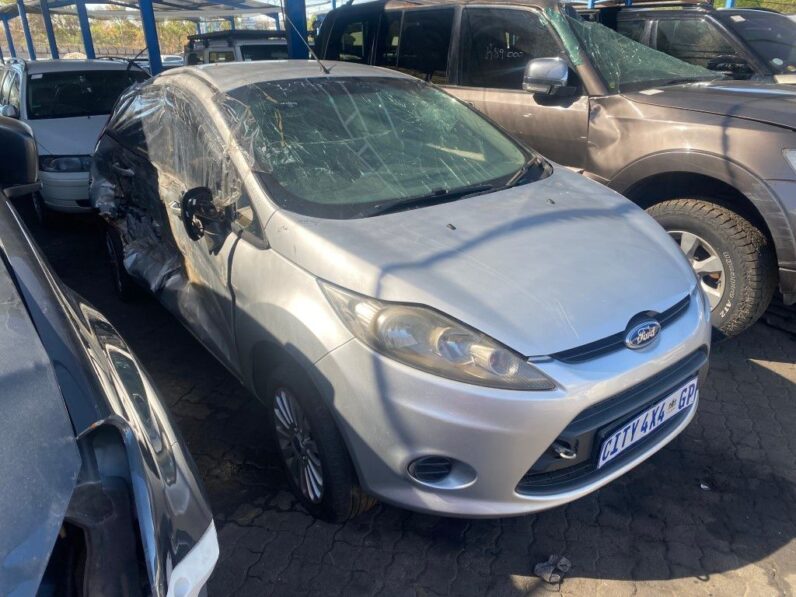 
								2011 FORD FIESTA 1.4i TREND full									