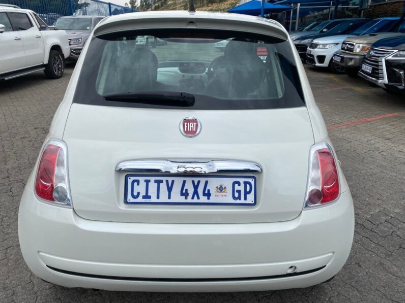 
								2011 FIAT 500 1.2 full									