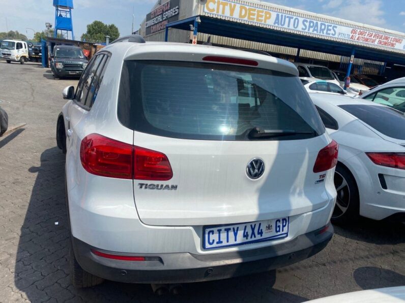 
								2016 VW TIGUAN 1.4 TSI B MOTION full									