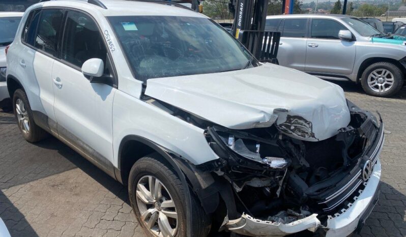 
								2016 VW TIGUAN 1.4 TSI B MOTION full									