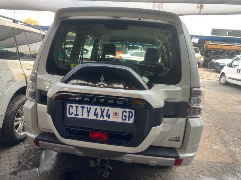 
								2019 MITSUBISHI PAJERO full									