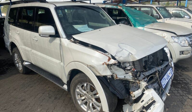 
								2019 MITSUBISHI PAJERO full									