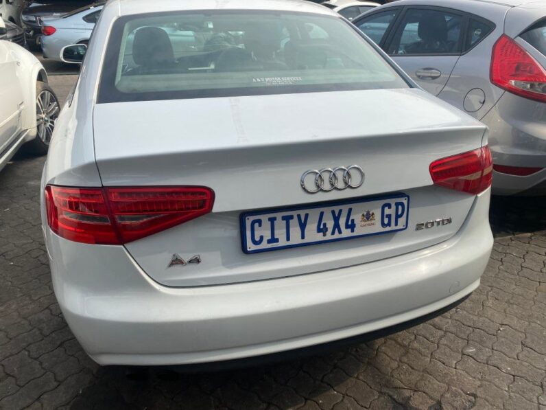 
								2012 AUDI A4 full									