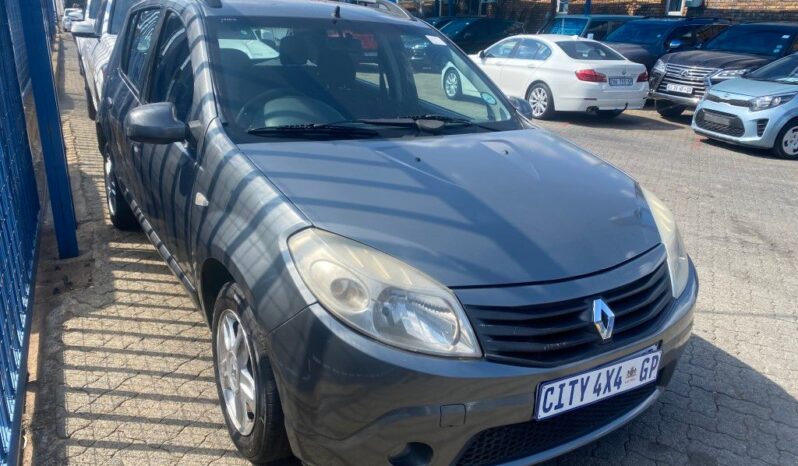 
								2014 RENAULT SANDERO full									