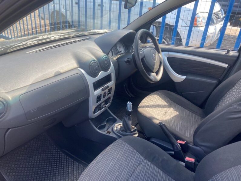 
								2014 RENAULT SANDERO full									