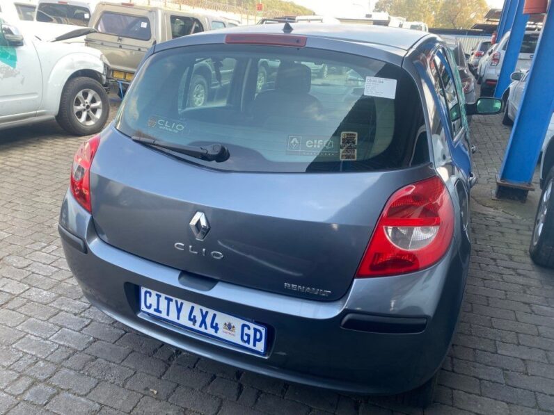 
								2007 RENAULT CLIO full									