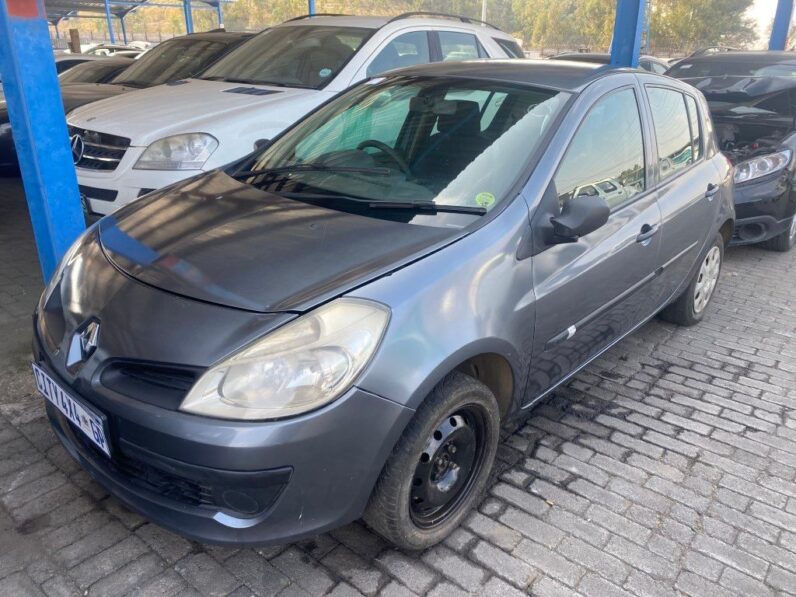 
								2007 RENAULT CLIO full									