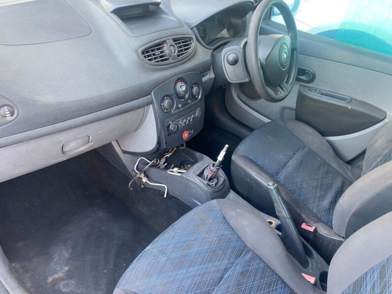 
								2007 RENAULT CLIO full									