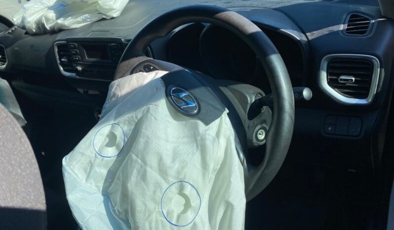 
								2020 HYUNDAI VENUE 1.0 TGDi full									