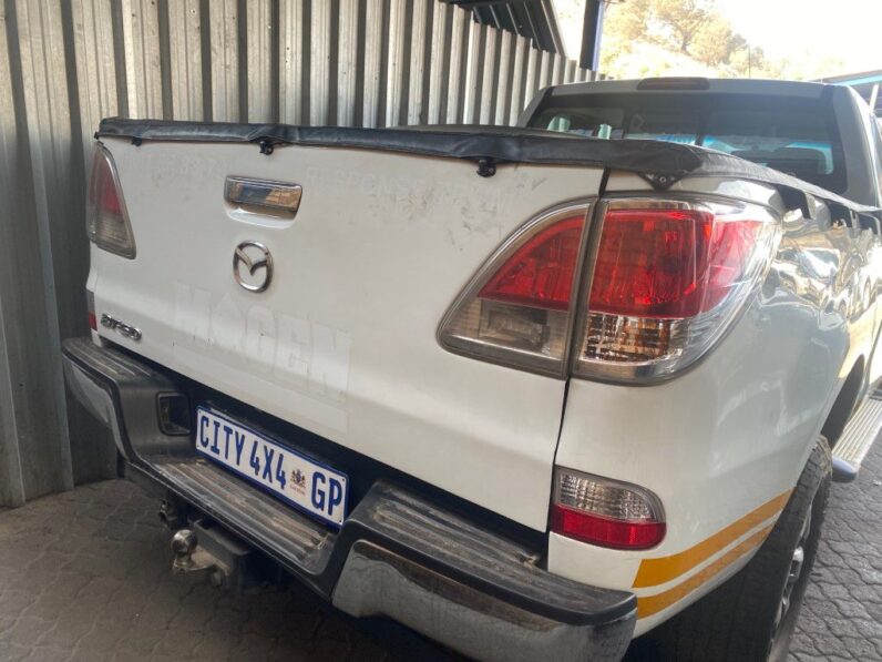 
								2014 MAZDA BT50 full									