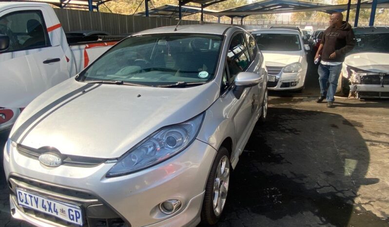 
								2009 FORD FIESTA full									