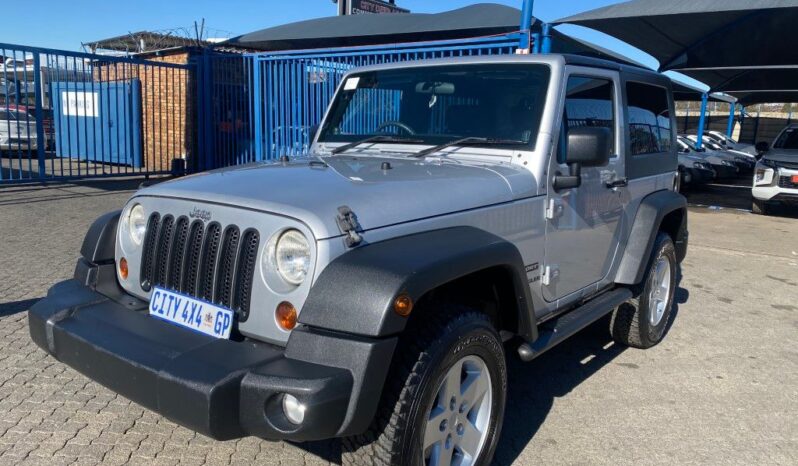 
								2010 JEEP WRANGLER full									