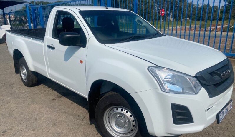 
								2024 ISUZU DMAX 250C full									