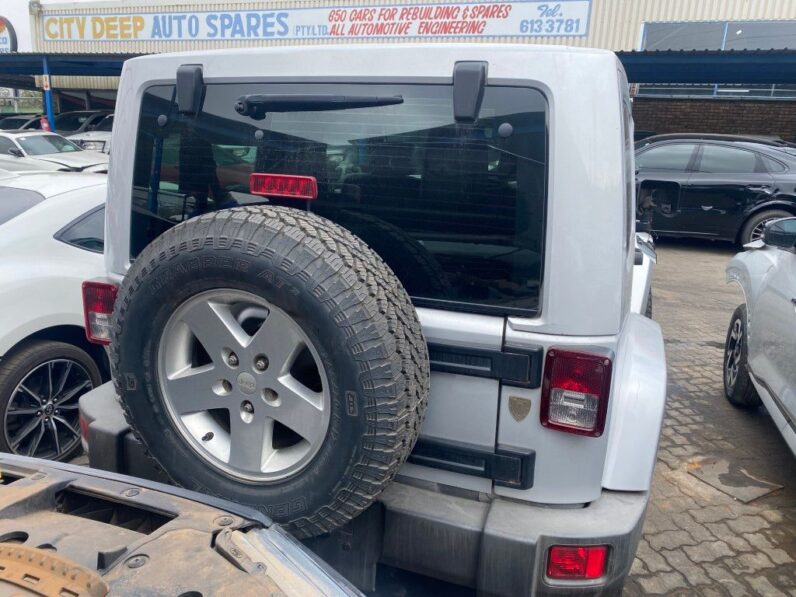 
								2011 JEEP WRANGLER full									