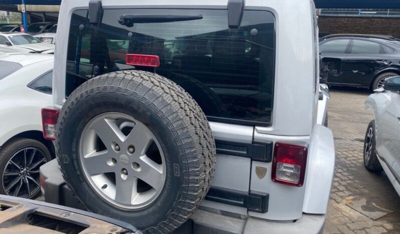 
								2011 JEEP WRANGLER full									