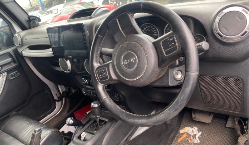
								2011 JEEP WRANGLER full									