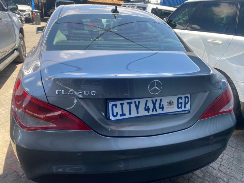 
								2014 MERCEDES BENZ CLA200 full									