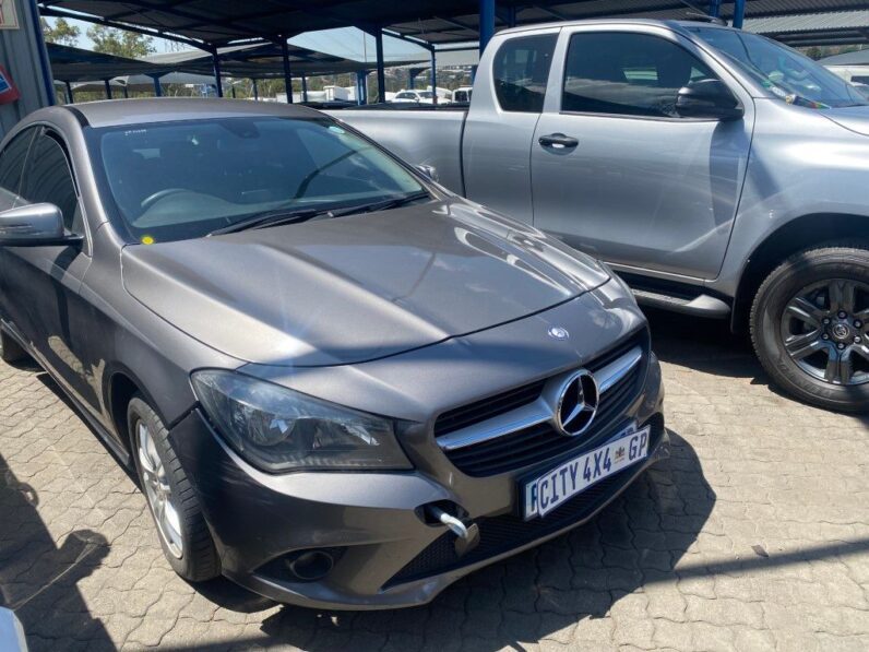 
								2014 MERCEDES BENZ CLA200 full									