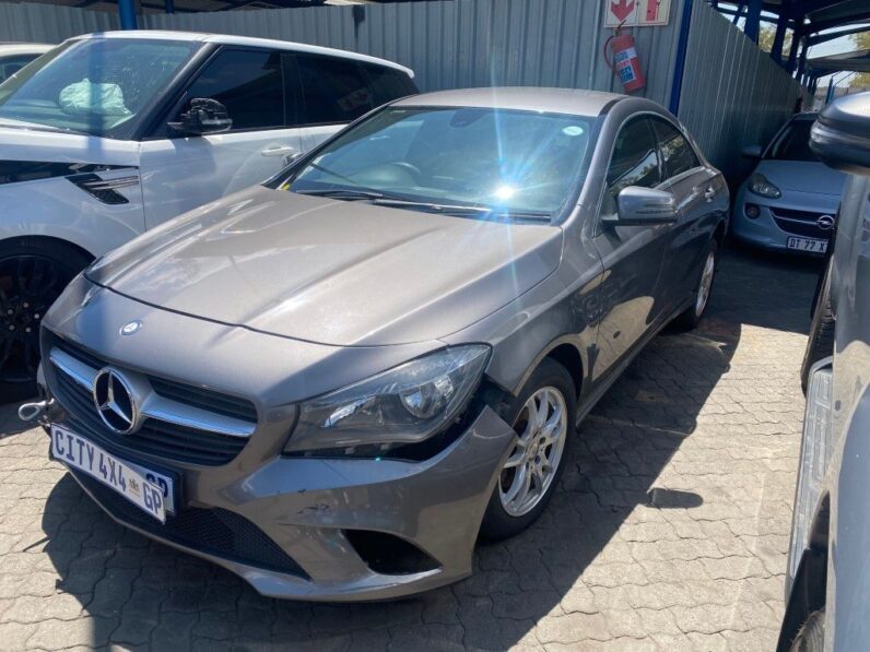 
								2014 MERCEDES BENZ CLA200 full									