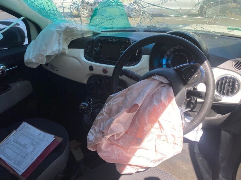 
								2019 FIAT 500 900T full									