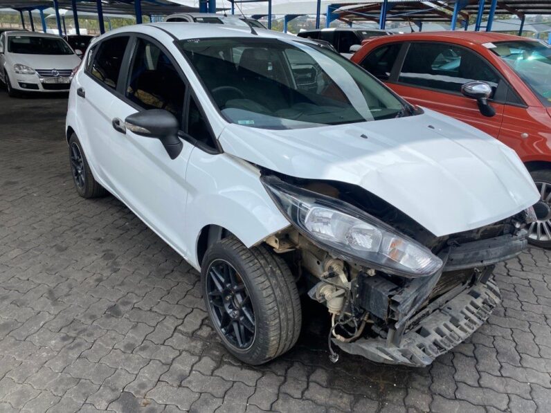 
								2016 FORD FIESTA full									