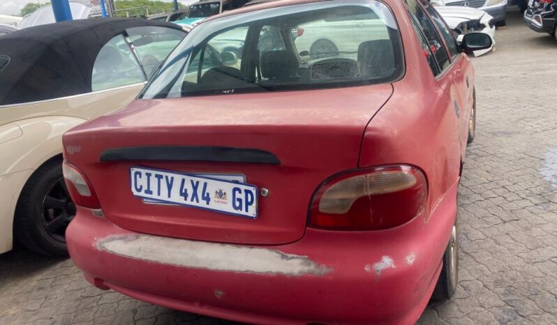 
								1998 HYUNDAI ACCENT full									