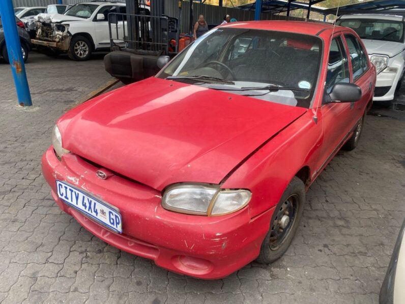 
								1998 HYUNDAI ACCENT full									