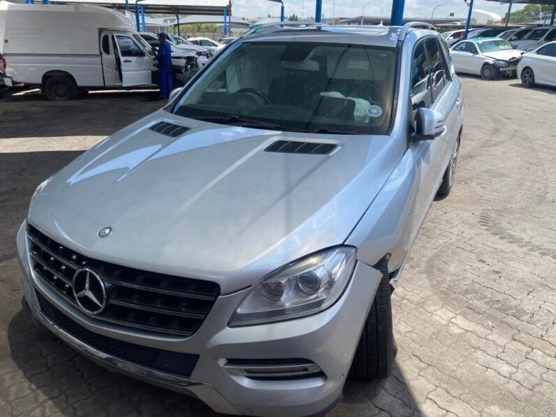 
								2013 MERCEDES BENZ ML250 full									