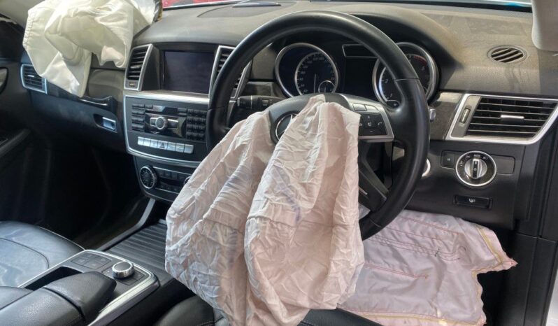 
								2013 MERCEDES BENZ ML250 full									