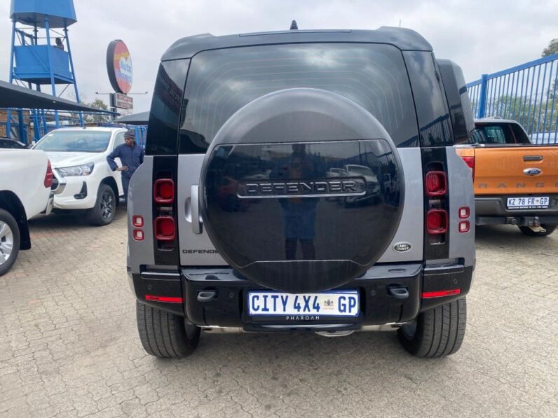 
								2022 LAND ROVER DEFENDER full									