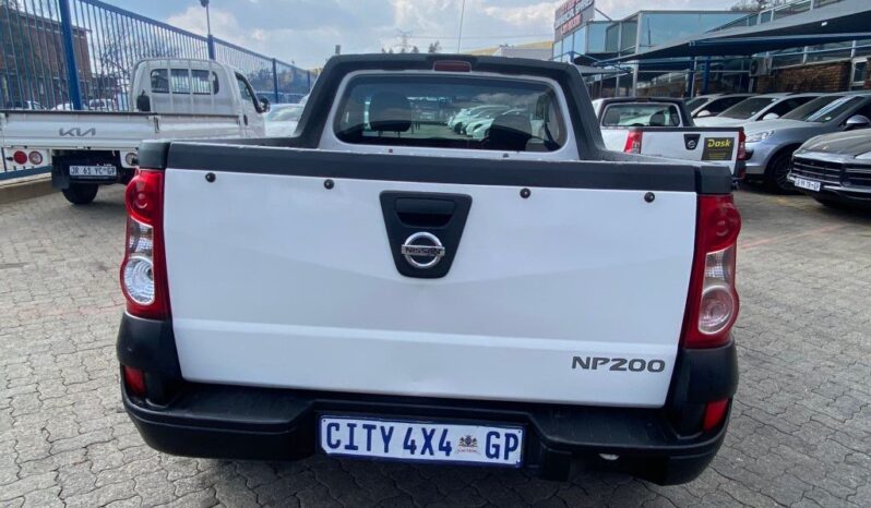 
								2015 NISSAN NP200 full									