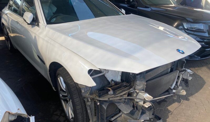 
								2015 BMW 750i M50i full									