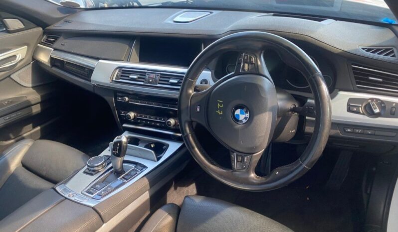 
								2015 BMW 750i M50i full									