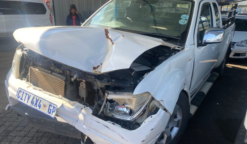 
								2015 NISSAN NAVARA full									