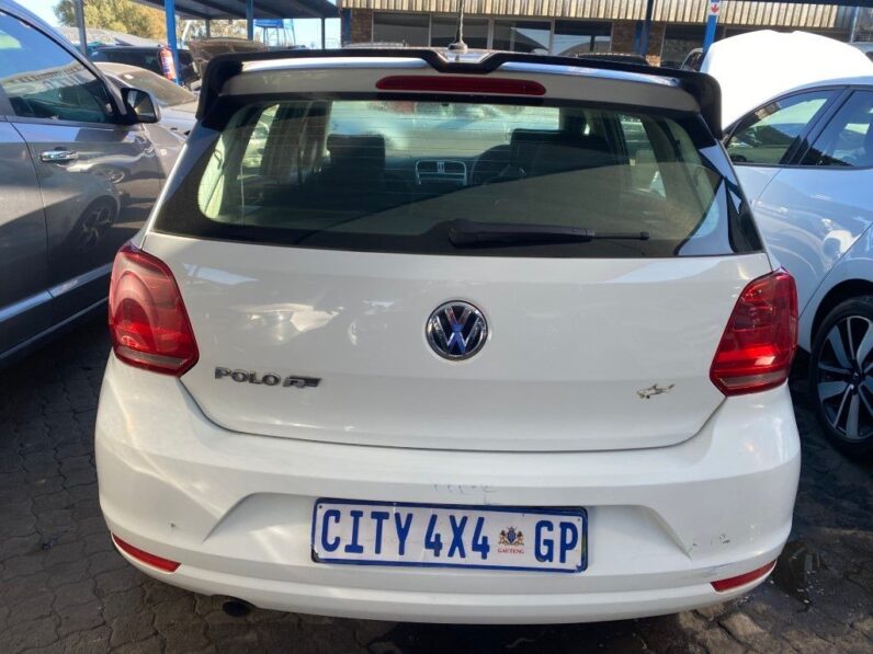 
								2017 VW POLO full									