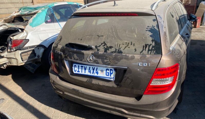 
								2012 MERCEDES BENZ C200 CDi full									
