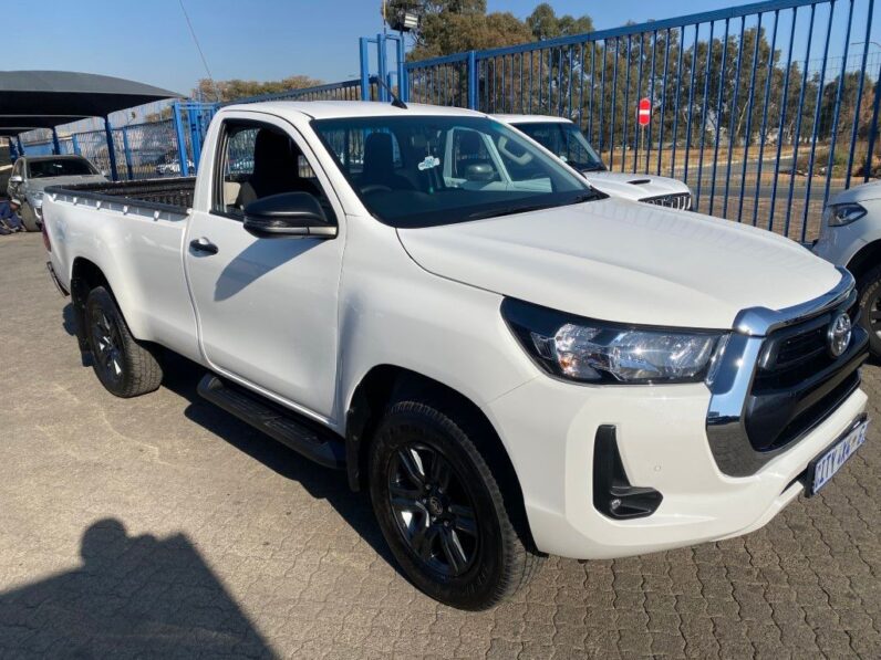 
								2024 TOYOTA HILUX 2.4 GD6 full									