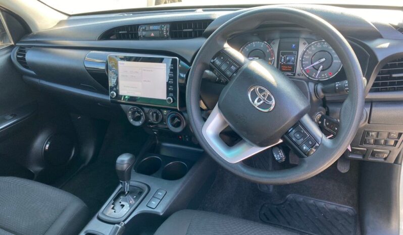 
								2024 TOYOTA HILUX 2.4 GD6 full									