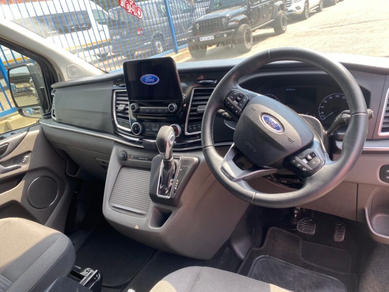 
								2022 FORD TOURNEO full									