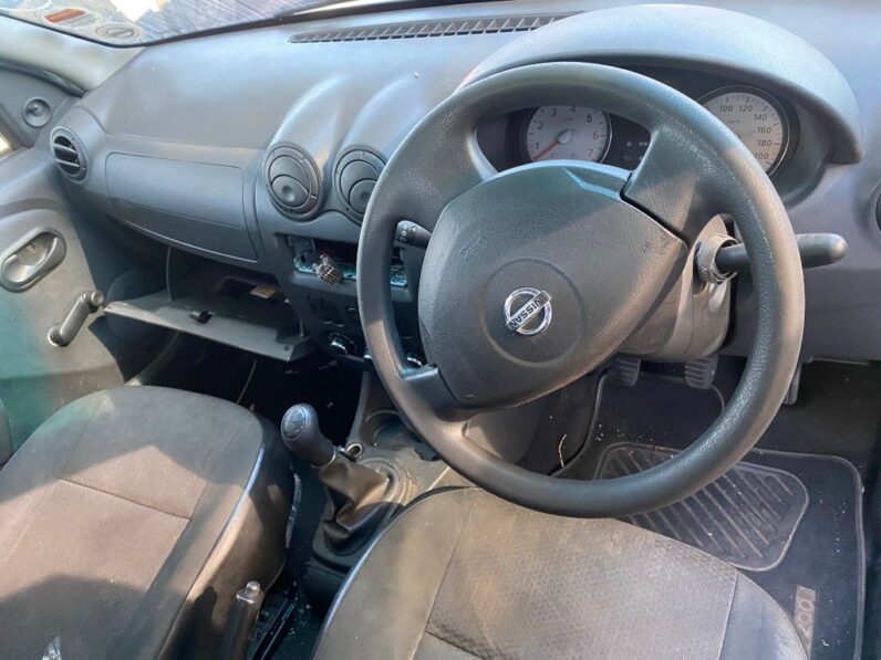 
								2021 NISSAN NP200 1.6 A/C full									