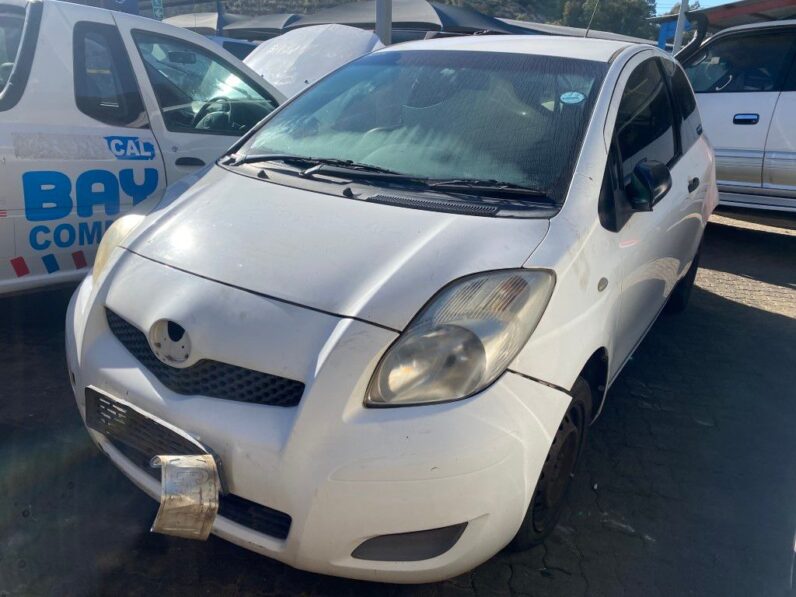 
								2010 TOYOTA YARIS T1 3DR full									