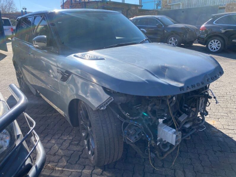 
								2015 LAND ROVER RANGE ROVER SPOR full									