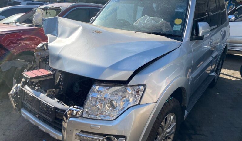 
								2019 MITSUBISHI PAJERO full									